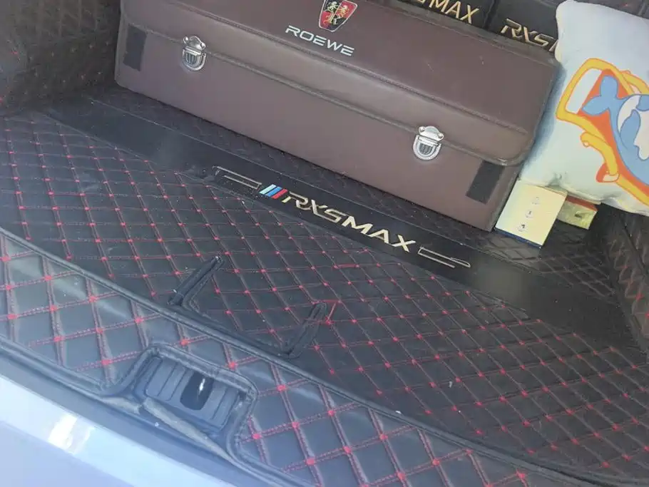 Roewe RX5 MAX — миниатюра 4