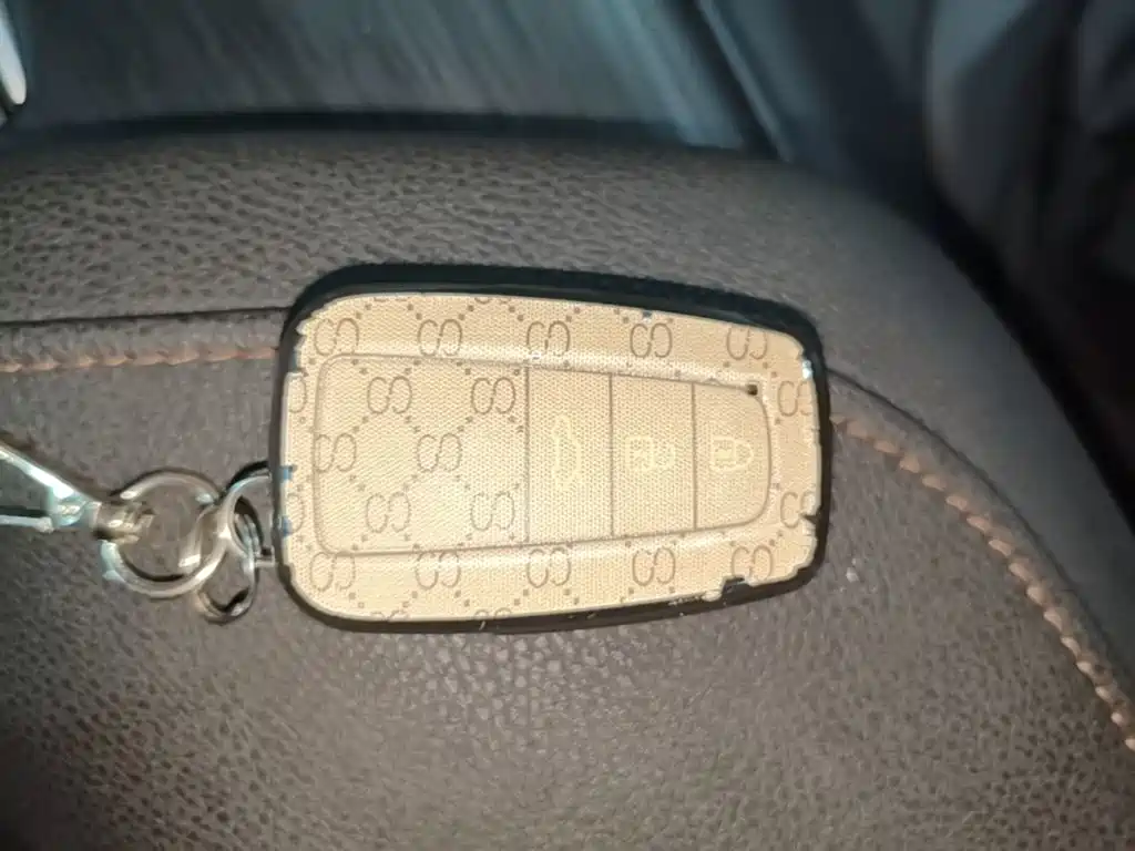 Toyota Camry — миниатюра 9