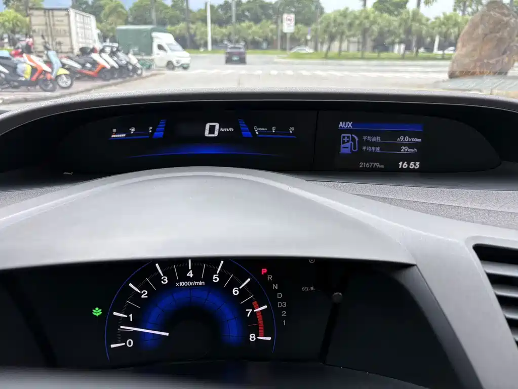 Honda Civic — миниатюра 7