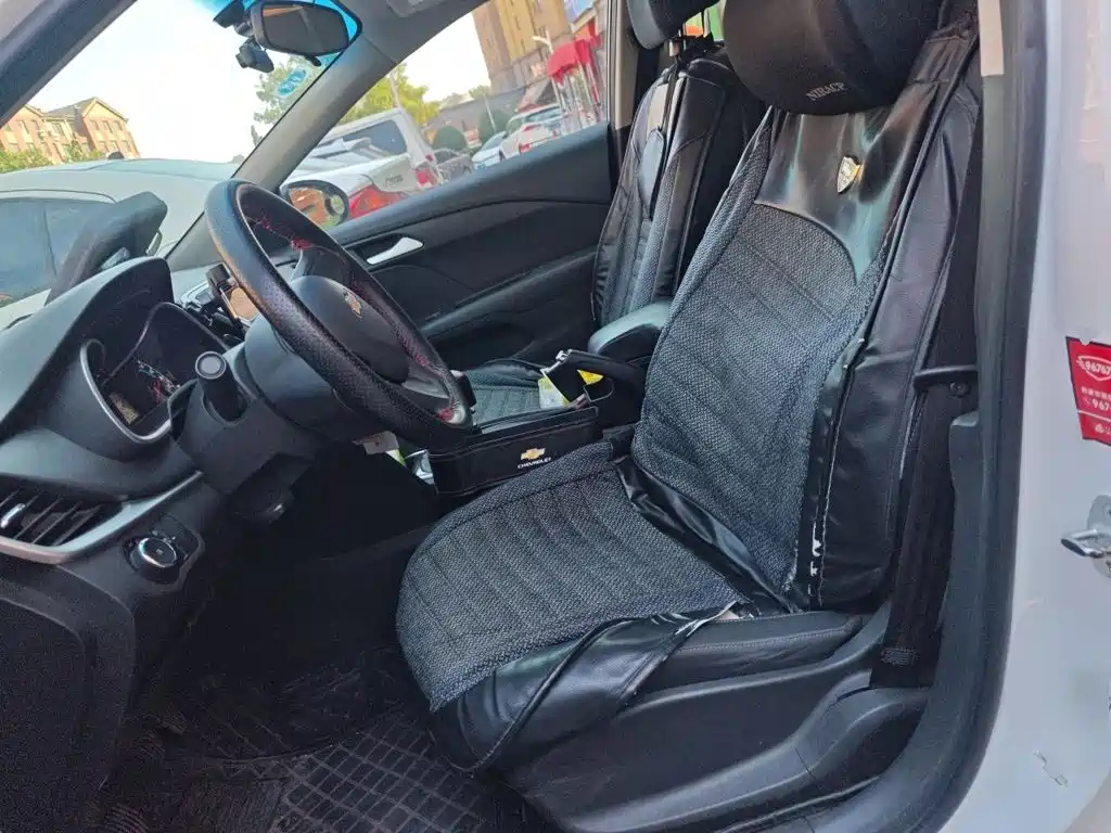 Chevrolet Cavalier — миниатюра 16