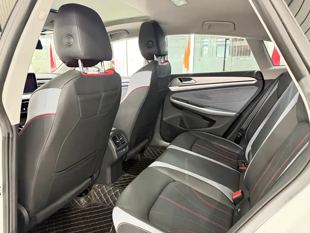 Volkswagen Lamando — миниатюра 5