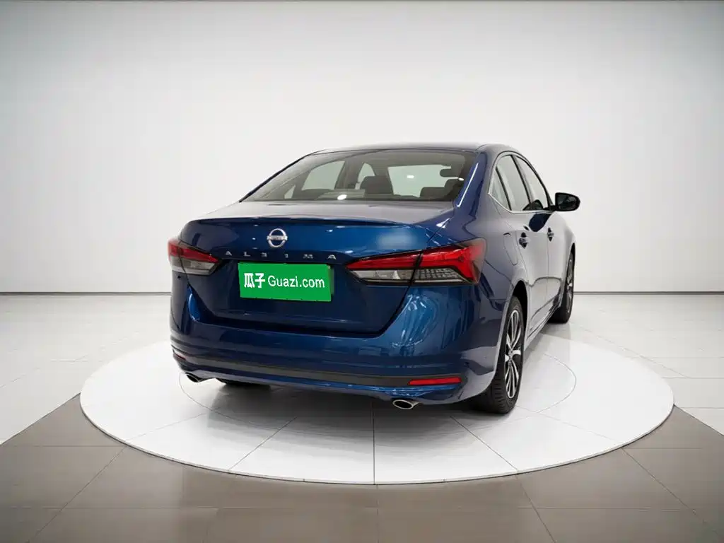 Nissan Teana — миниатюра 3