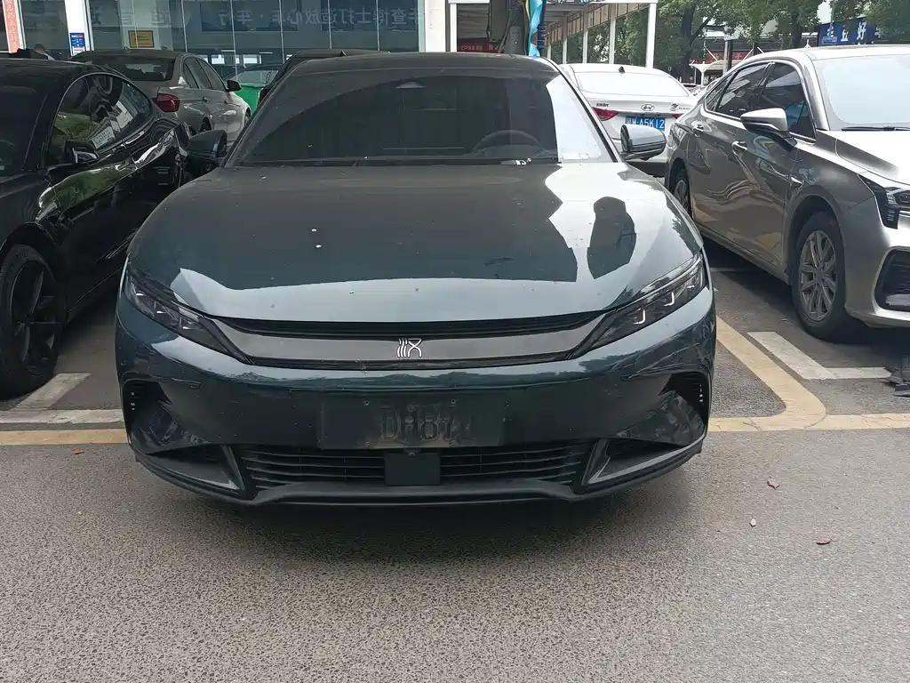 BYD Han — миниатюра 2