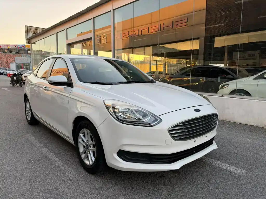 Ford Escort — миниатюра 3