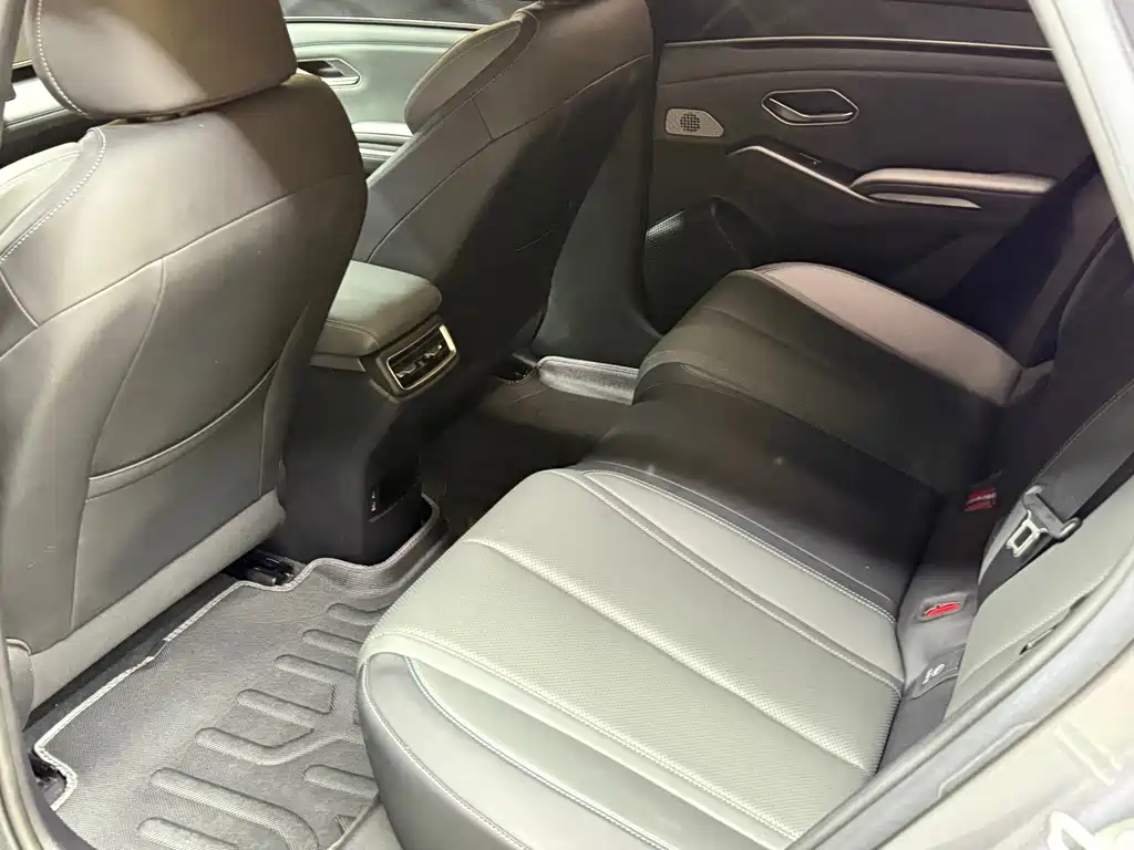 BYD Qin L — миниатюра 10