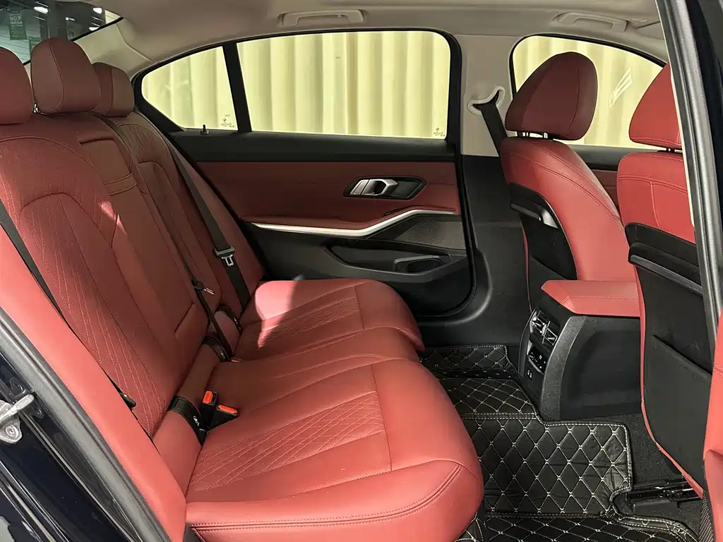 BMW 3 Series — миниатюра 10
