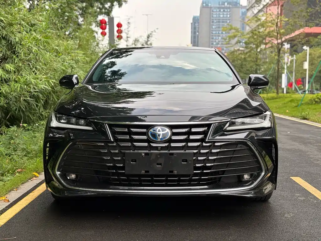 Toyota Avalon — миниатюра 2