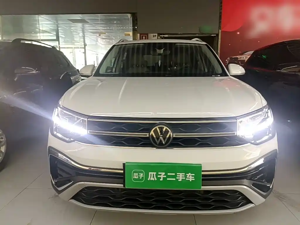 Volkswagen Tharu — миниатюра 3