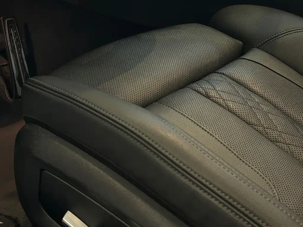 BMW 5 Series (Import) — миниатюра 9