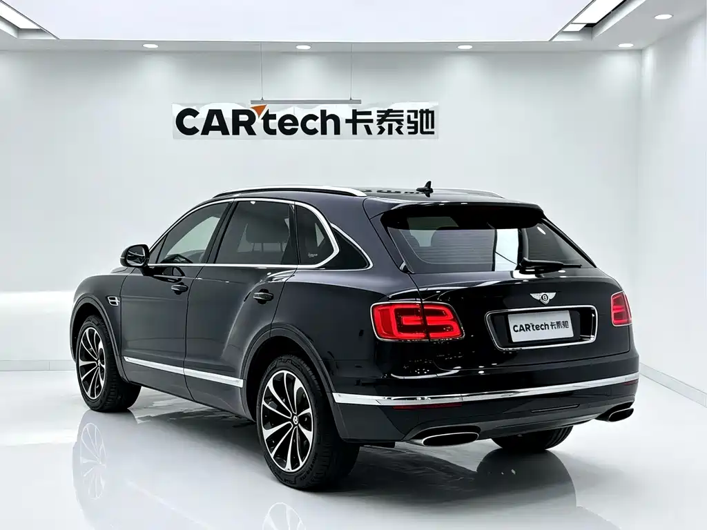 Bentley Bentayga — миниатюра 5
