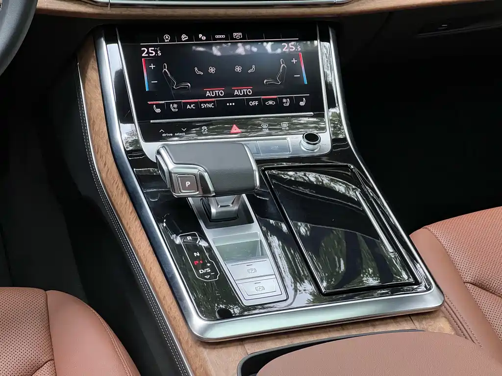 Audi Q7 — миниатюра 19