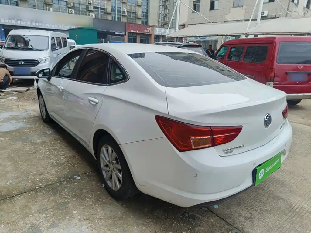 Buick Verano — миниатюра 5