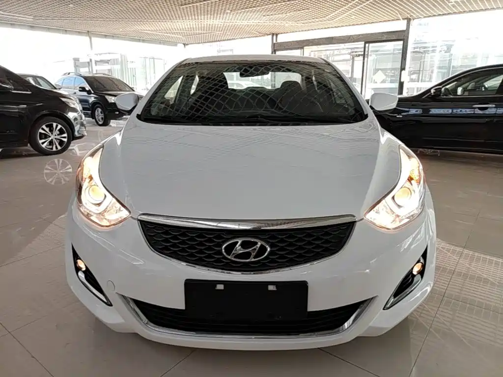 Hyundai Elantra Langdong — миниатюра 3