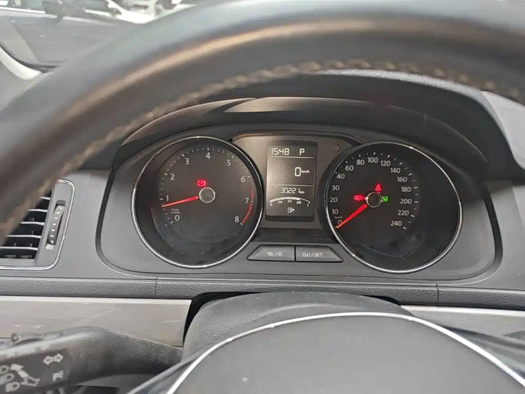 Volkswagen Lavida — миниатюра 12