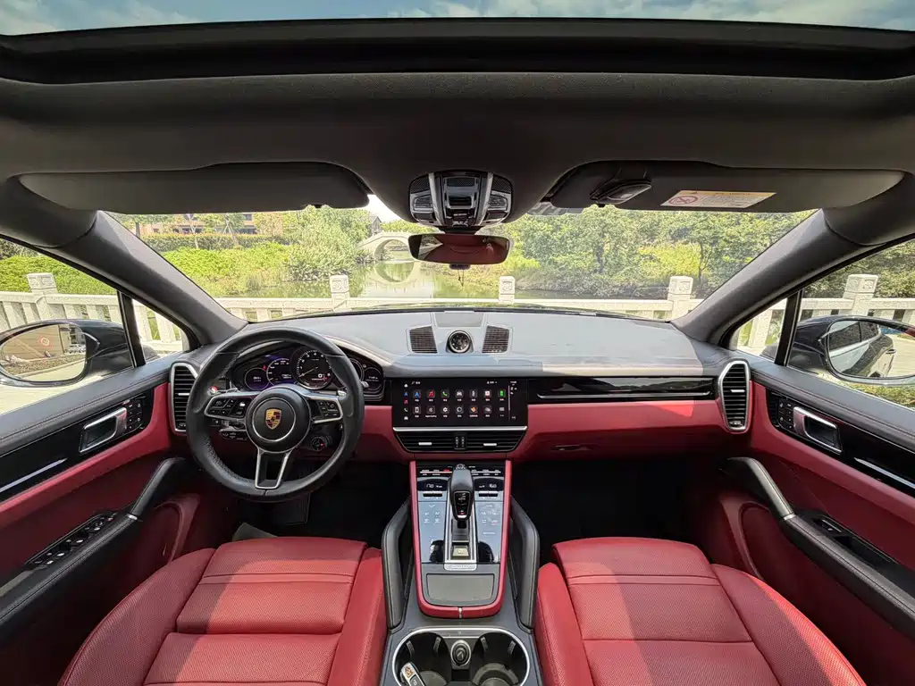 Porsche Cayenne Hybrid — миниатюра 12