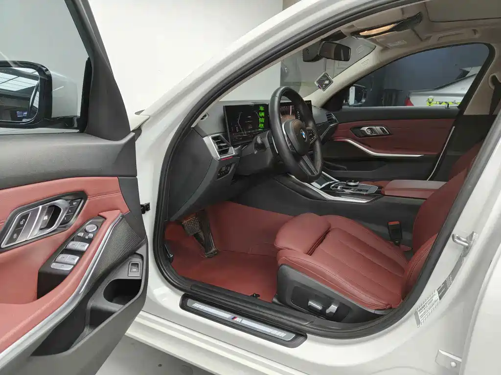 BMW 3 Series — миниатюра 19