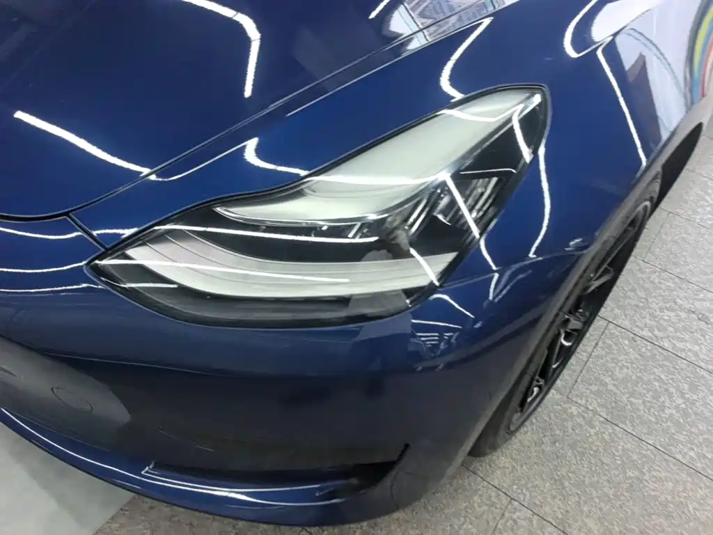 Tesla Model 3 — миниатюра 24