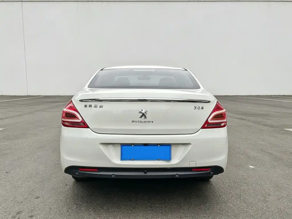 Peugeot 308 — миниатюра 9
