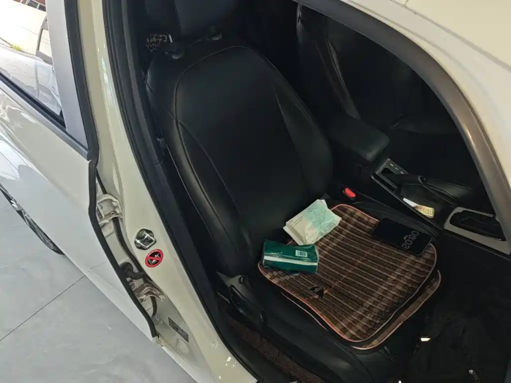 Honda Fit — миниатюра 25