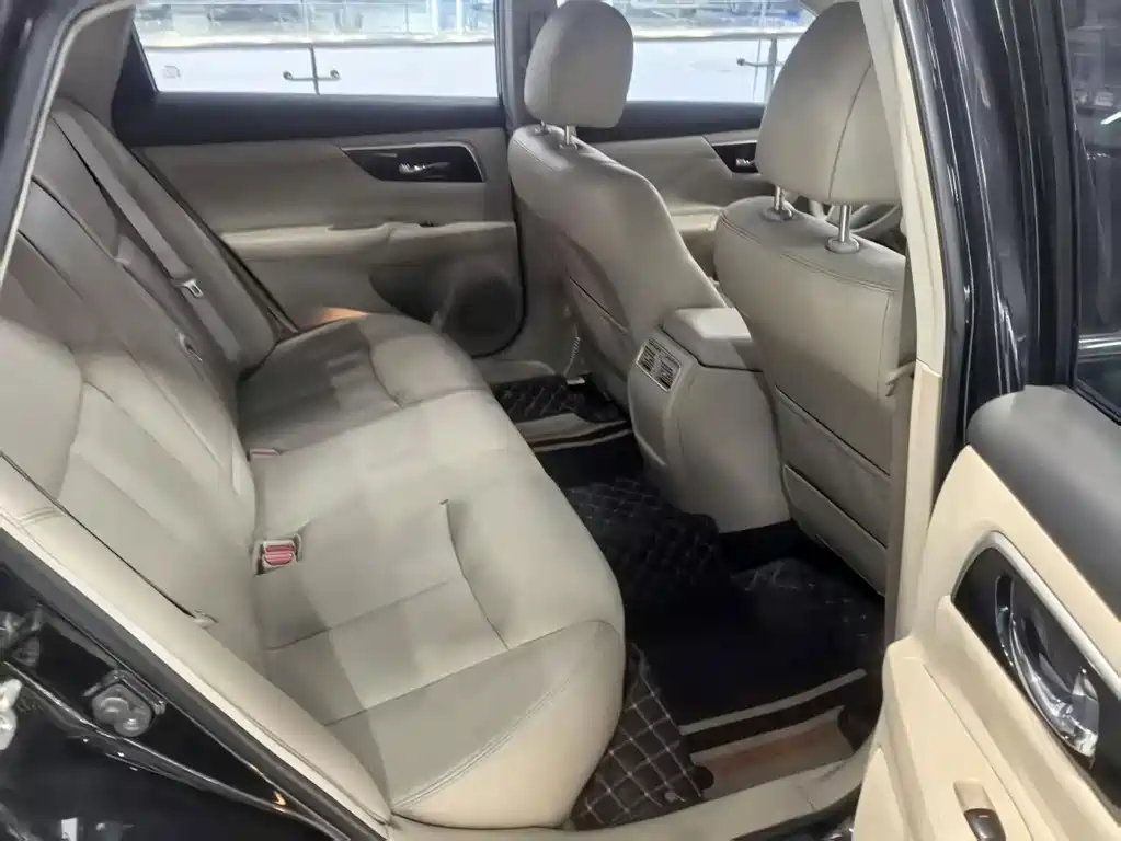 Nissan Teana — миниатюра 10