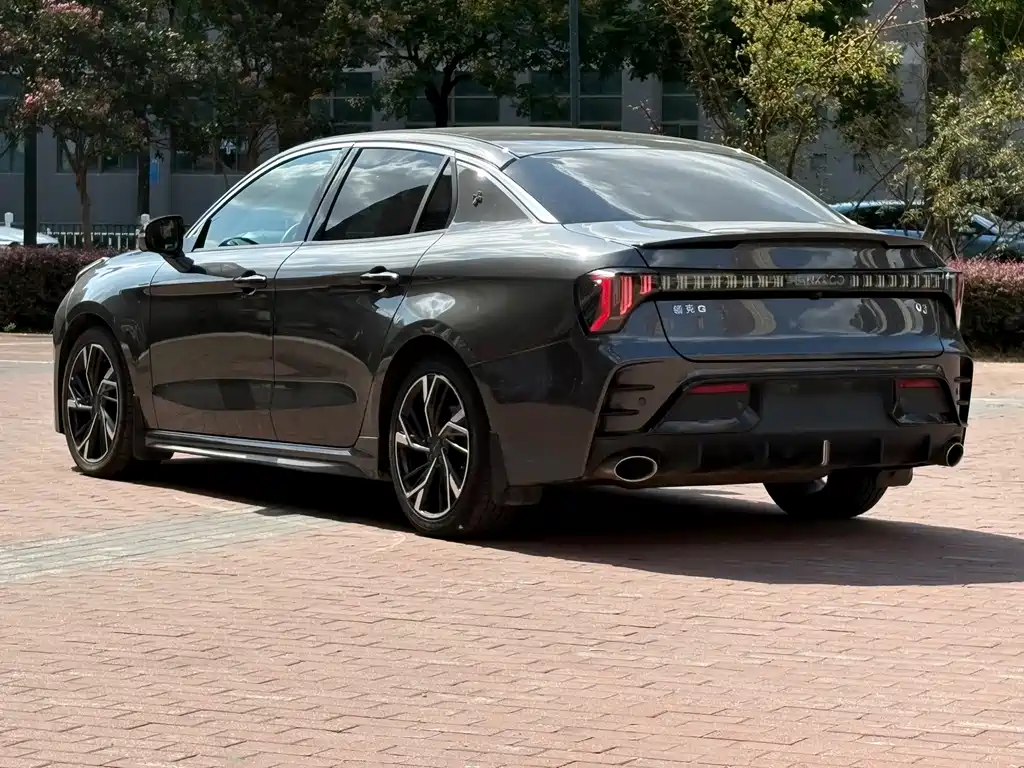 Lynk & Co 03 — миниатюра 7