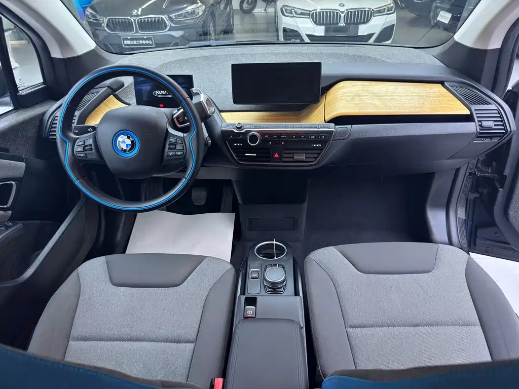 BMW i3 (Import) — миниатюра 17