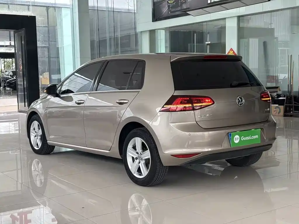 Volkswagen Golf — миниатюра 5