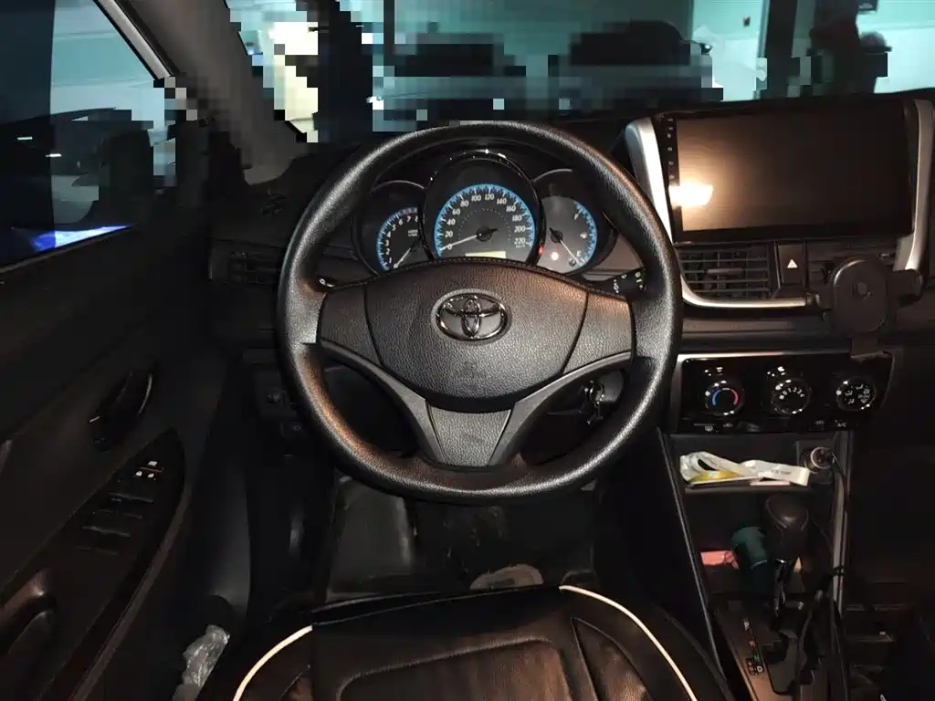 TOYOTA YARIS L ZHIXUAN