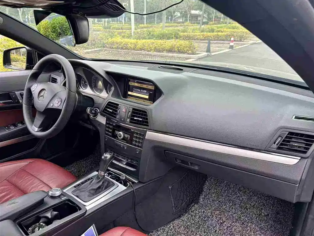Mercedes-Benz E-Class E 2010 E 260 CGI Coupe