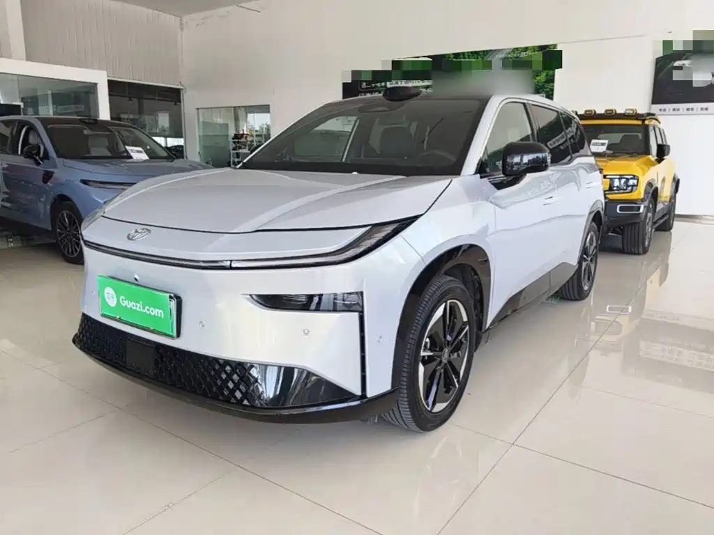 Toyota bZ3X — миниатюра 2