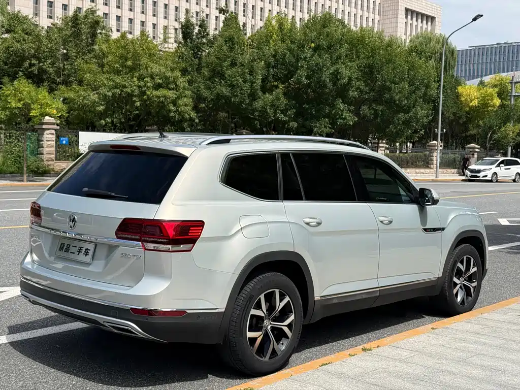 Volkswagen Teramont — миниатюра 7