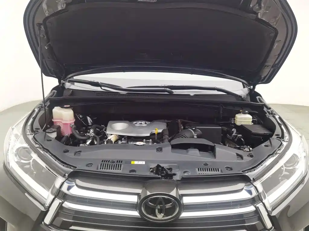 Toyota Highlander — миниатюра 6