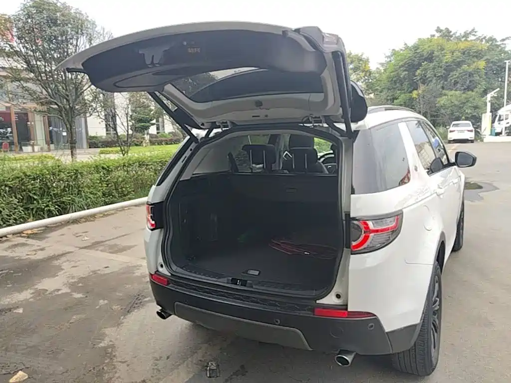 Land Rover Discovery Sport — миниатюра 19