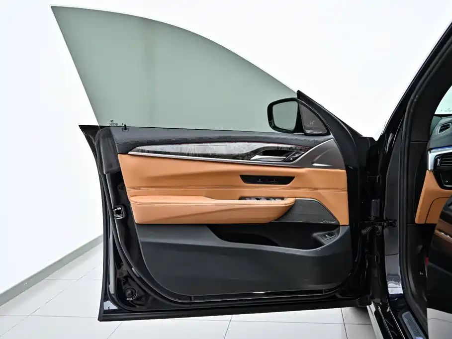 BMW 6 Series GT — миниатюра 20