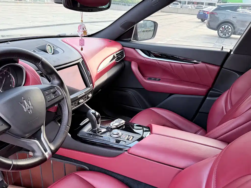 Maserati Levante — миниатюра 10