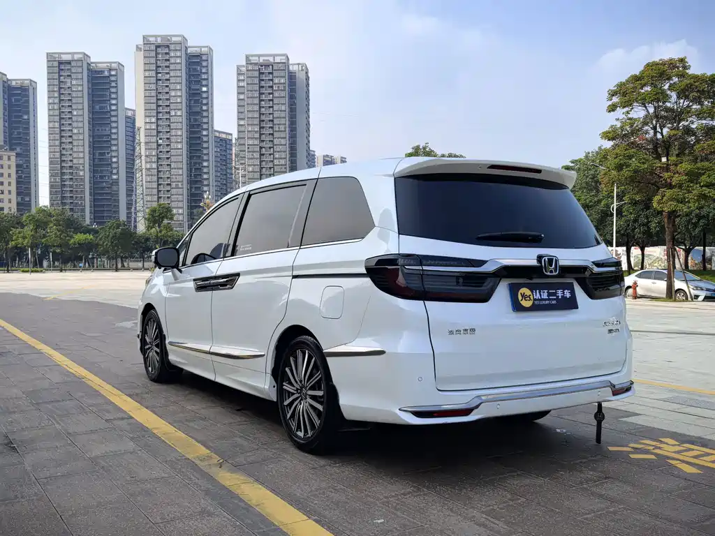 Honda Elysion — миниатюра 5
