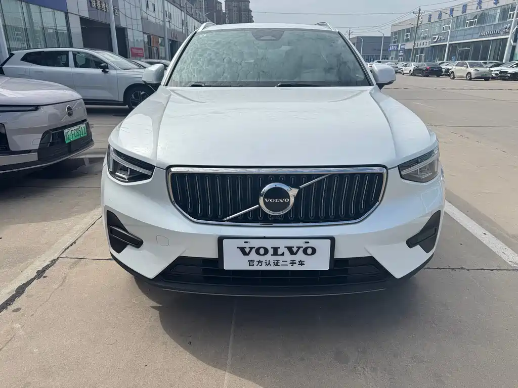 Volvo XC40 — миниатюра 2