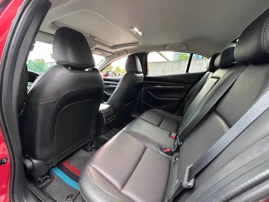 Mazda 3 Axela — миниатюра 14