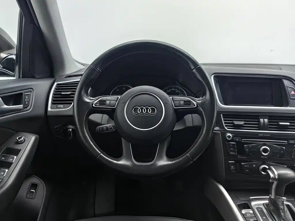 Audi Q5 — миниатюра 11