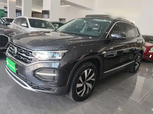 Volkswagen Tharu