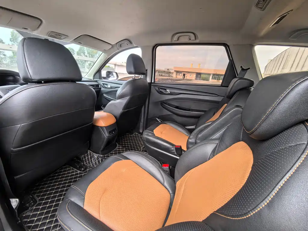 WULING WULING HONGGUANG S3