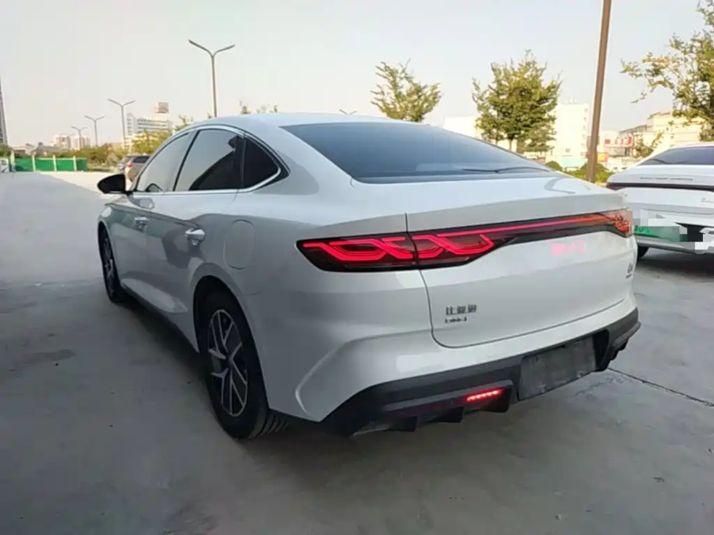 BYD Qin L — миниатюра 5