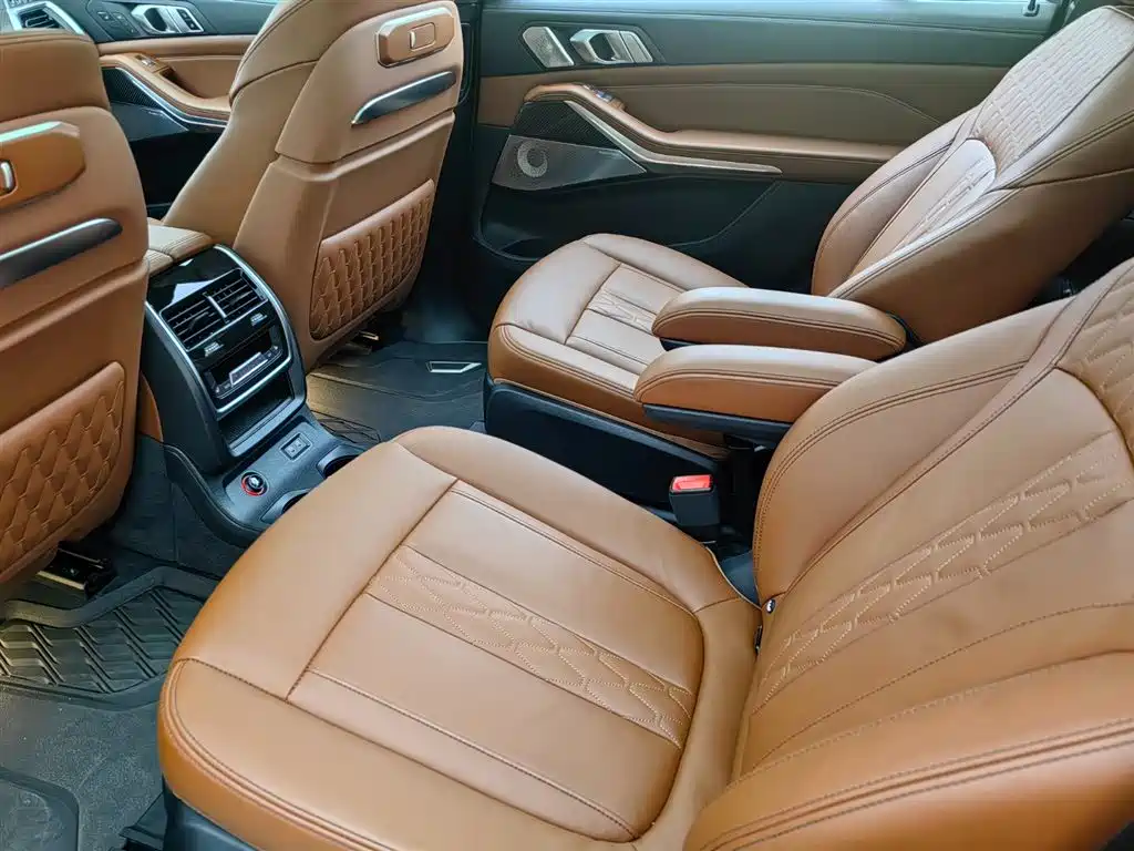 BMW X7 M60i — миниатюра 9