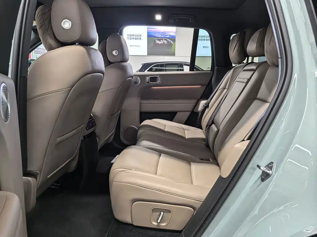 Li Auto Li L6 — миниатюра 6