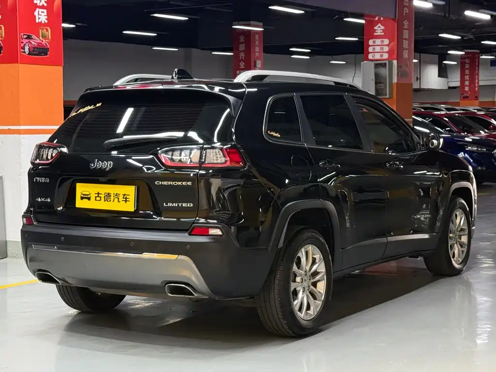Jeep Cherokee — миниатюра 7