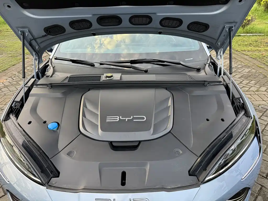 BYD Seal — миниатюра 26