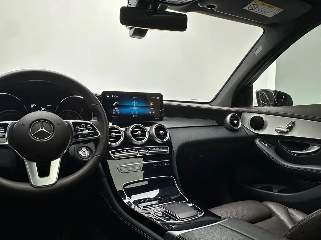 Mercedes-Benz GLC — миниатюра 15