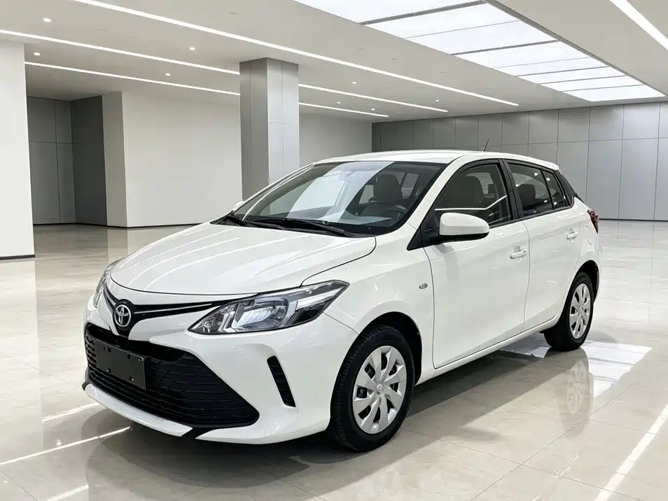 Toyota Vios FS — миниатюра 2