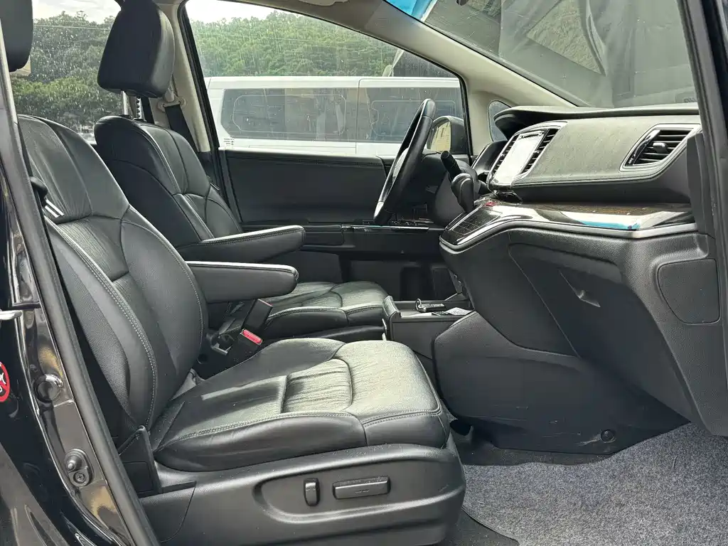 Honda Odyssey — миниатюра 14