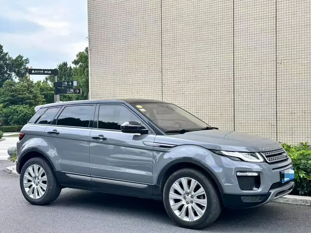 Land Rover Evoque — миниатюра 3